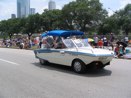 104.boatcar